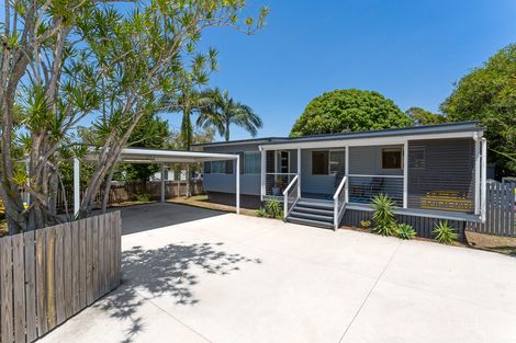 Property photo of 36 Lions Crescent Kippa-Ring QLD 4021