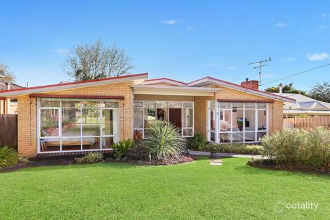 Property photo of 21 Sunhill Road Mount Waverley VIC 3149