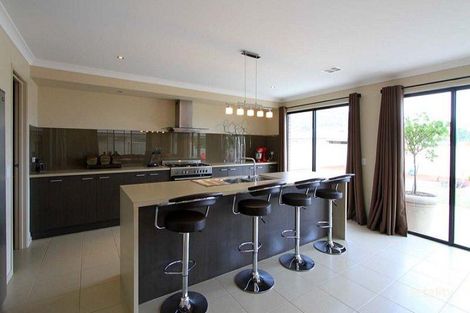 Property photo of 17 Condamine Street West Wodonga VIC 3690