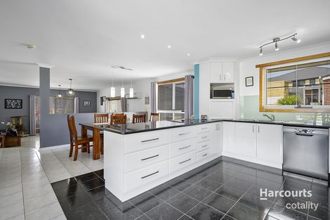 Property photo of 28 Singline Avenue Romaine TAS 7320