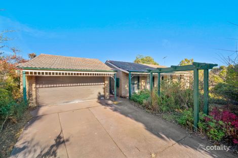Property photo of 10 Rossiter Avenue Endeavour Hills VIC 3802