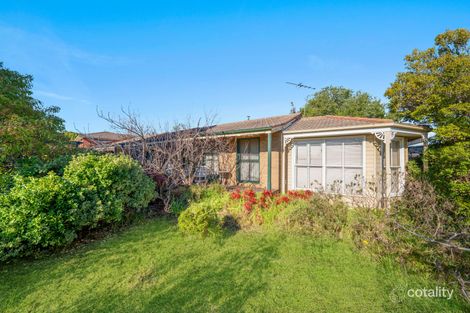 Property photo of 10 Rossiter Avenue Endeavour Hills VIC 3802