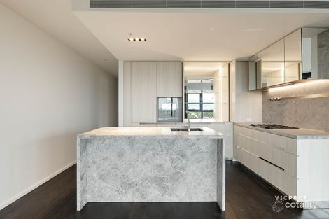 717/20 Queens Rd, Melbourne, VIC 3004