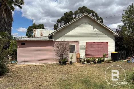 3 Montague St, St Arnaud, VIC 3478