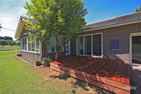 Property photo of 42 Davy Street Woodend VIC 3442
