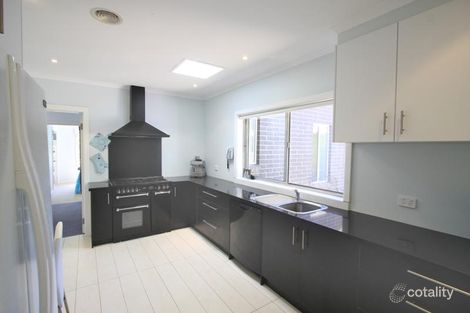 Property photo of 42 Davy Street Woodend VIC 3442