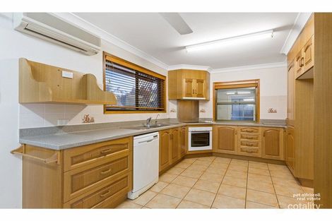 Property photo of 37 Kingfisher Parade Norman Gardens QLD 4701