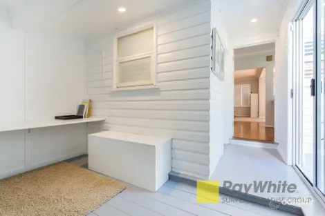 Property photo of 44 Peak Avenue Main Beach QLD 4217