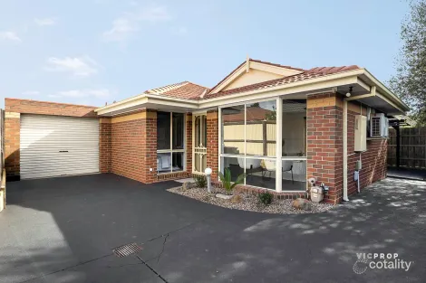 Property photo of 2/9 Bradley Drive Mill Park VIC 3082