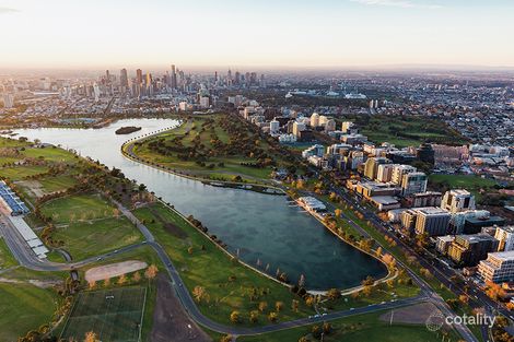 705/2 Bowen Cres, Melbourne, VIC 3004