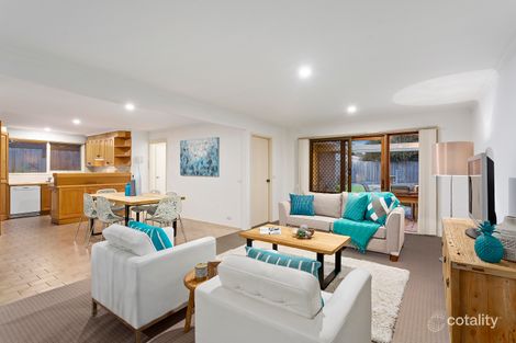 Property photo of 5 Balcombe Place Dingley Village VIC 3172