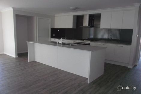Property photo of 7 Bowerbird Close Aberglasslyn NSW 2320