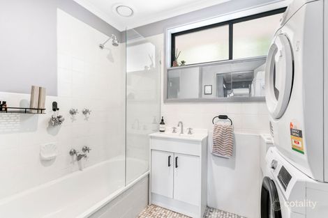 Property photo of 2/33 Barry Street Reservoir VIC 3073