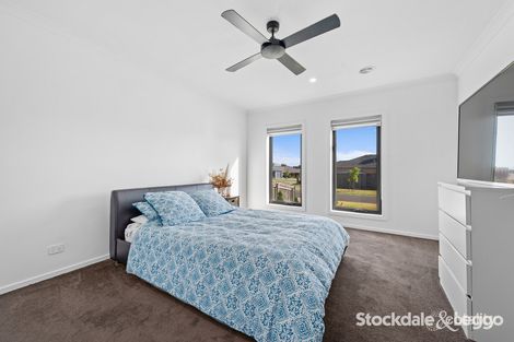 Property photo of 3 Shelby Crescent Morwell VIC 3840