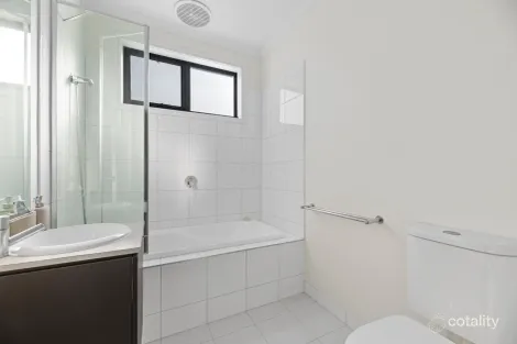 Property photo of 2 Kiora Court Mulgrave VIC 3170