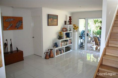 Property photo of 2 Coast Court Mulambin QLD 4703