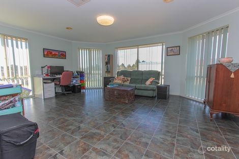 Property photo of 15 Kiesling Drive Narrandera NSW 2700