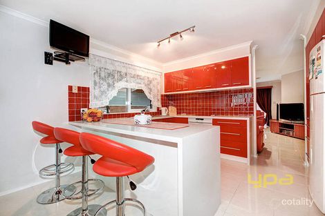 Property photo of 3 Rosedale Place Wyndham Vale VIC 3024
