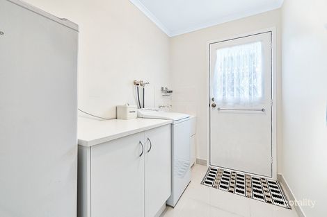 Property photo of 5 Barwon Drive Pakenham VIC 3810