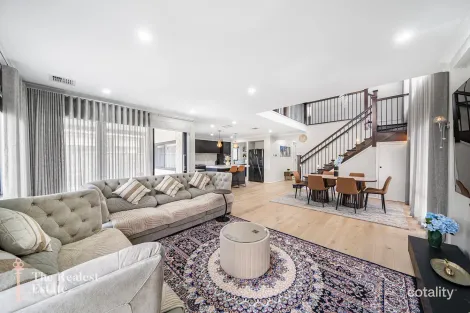 Property photo of 45 Ashbourne Boulevard Donnybrook VIC 3064