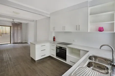 Property photo of 3/11 Evans Street Maroochydore QLD 4558