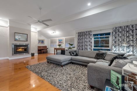 Property photo of 93 Barton Road Hawthorne QLD 4171