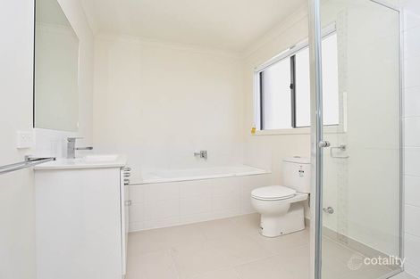 Property photo of 19 Painted Hills Road Doreen VIC 3754