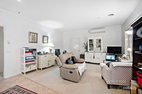 Property photo of 2 Eureka Gardens Eureka VIC 3350