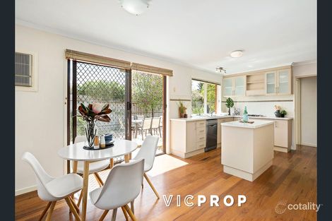 Property photo of 10 Weebill Court Werribee VIC 3030