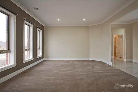 Property photo of 2 Sinclair Court Harkness VIC 3337