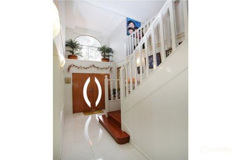 Property photo of 2 Fairwater Court Glenmore Park NSW 2745