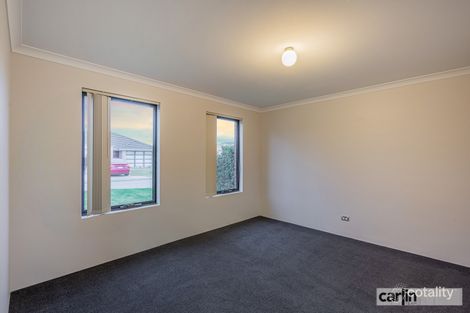 Property photo of 34 Normanby Bend Success WA 6164