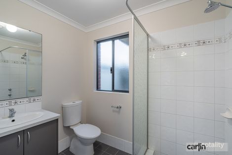Property photo of 34 Normanby Bend Success WA 6164