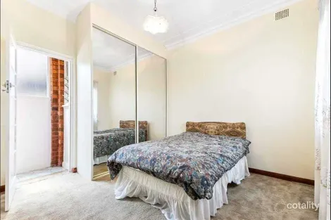 Property photo of 1 Sunset Place Earlwood NSW 2206