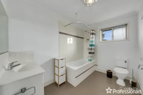 Property photo of 23 Liffey Way Calliope QLD 4680