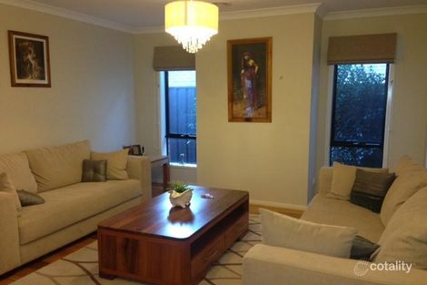Property photo of 8 Parkfield Court Deer Park VIC 3023