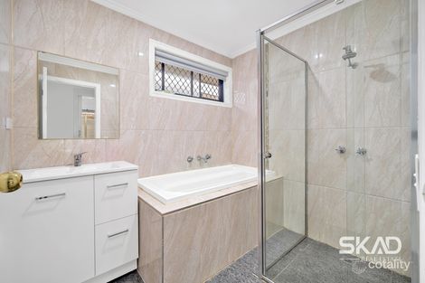 Property photo of 22 Kanooka Grove Meadow Heights VIC 3048
