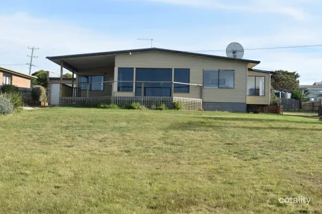 279 Tasman Hwy, Beaumaris, TAS 7215