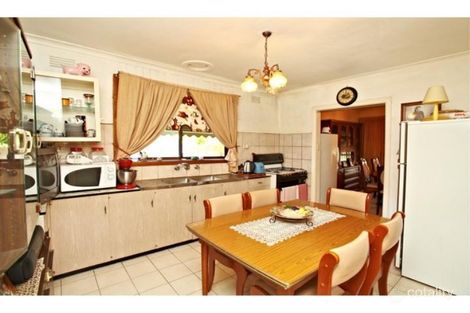 Property photo of 20 Dongola Road West Footscray VIC 3012