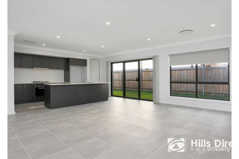 Property photo of 39 Newfoundland Way Box Hill NSW 2765