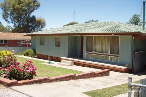 26 Burton St, Clare, SA 5453