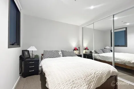 Property photo of 2/21 Plenty Road Bundoora VIC 3083