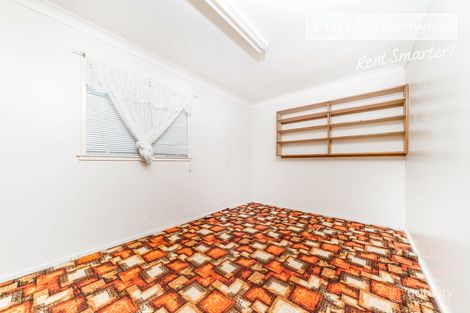 Property photo of 16 Marama Parade Mount Austin NSW 2650