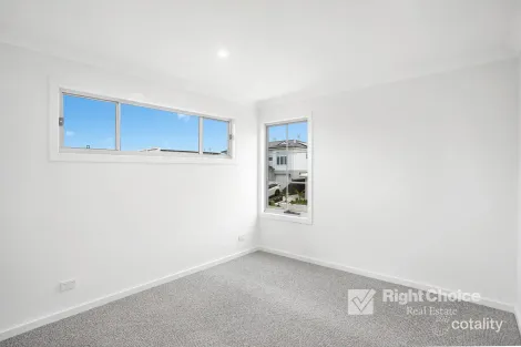 Property photo of 10 Jasmine Street Horsley NSW 2530