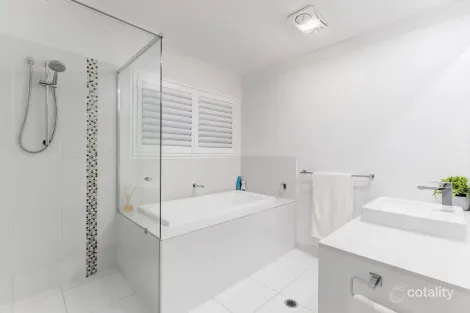 Property photo of 13 Mount Archer Road Parkinson QLD 4115