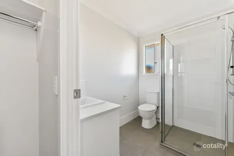 Property photo of 2/4 Kaytons Street Drayton QLD 4350