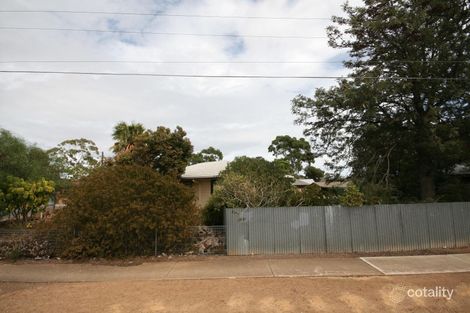 Property photo of 32 Clacton Road Dover Gardens SA 5048