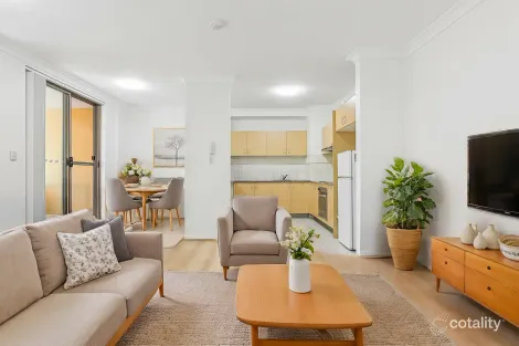 Property photo of 13/2 Wentworth Avenue Toongabbie NSW 2146