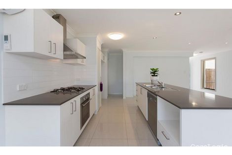 Property photo of 32 Sedgemoor Street Carseldine QLD 4034