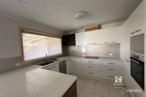 Property photo of 18 The Grange Lucknow VIC 3875